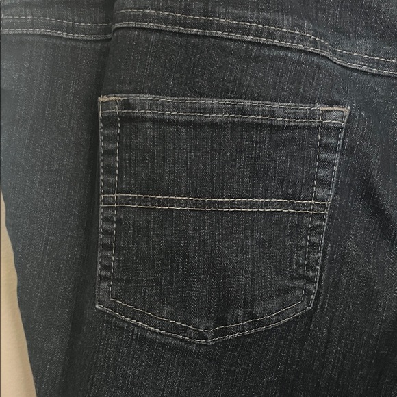 Westbound Women's Short Slim Jeans - Picture 5 of 6